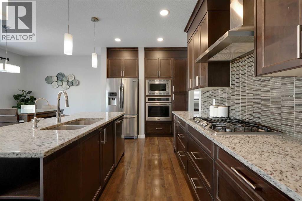 216 Carringvue Manor NW - 15