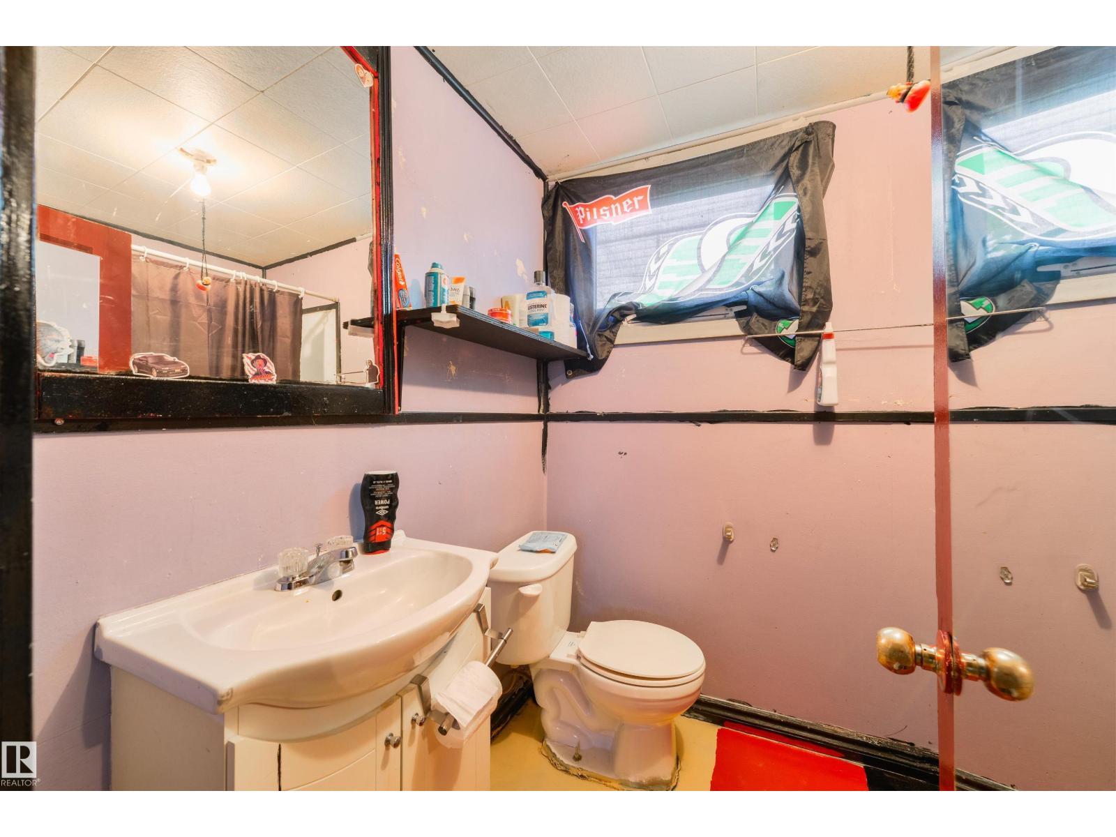 11240 102 ST NW - 31