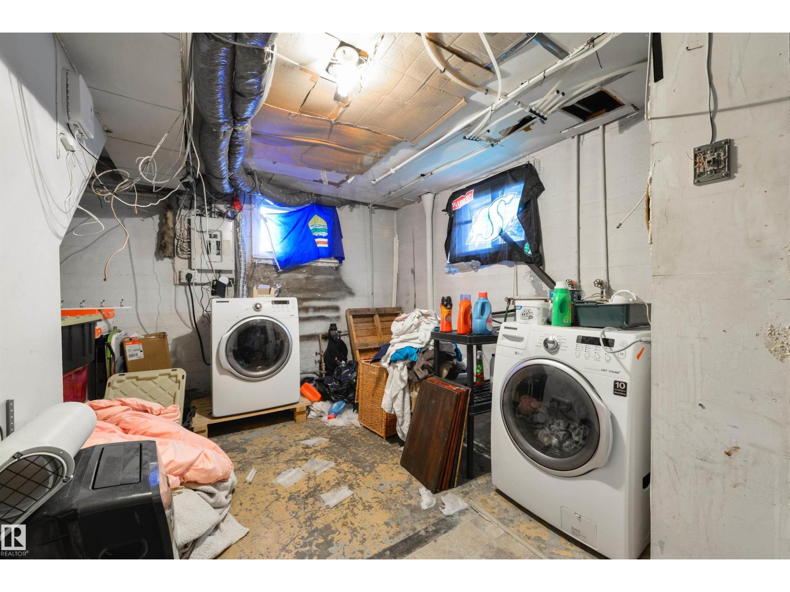 11240 102 ST NW - 35