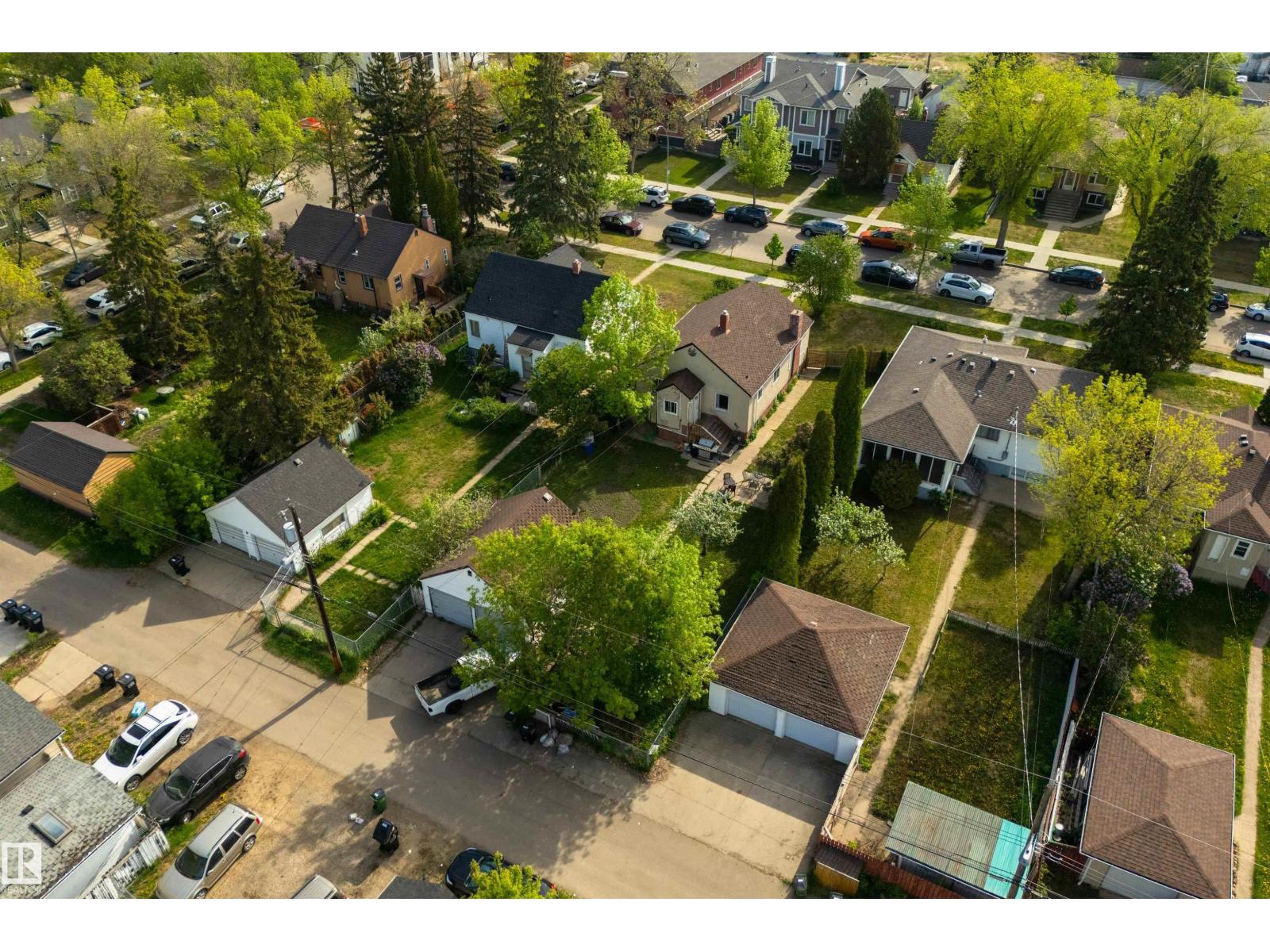 11240 102 ST NW - 45