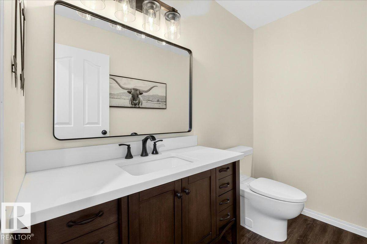 19016 92 AV NW — photo 47