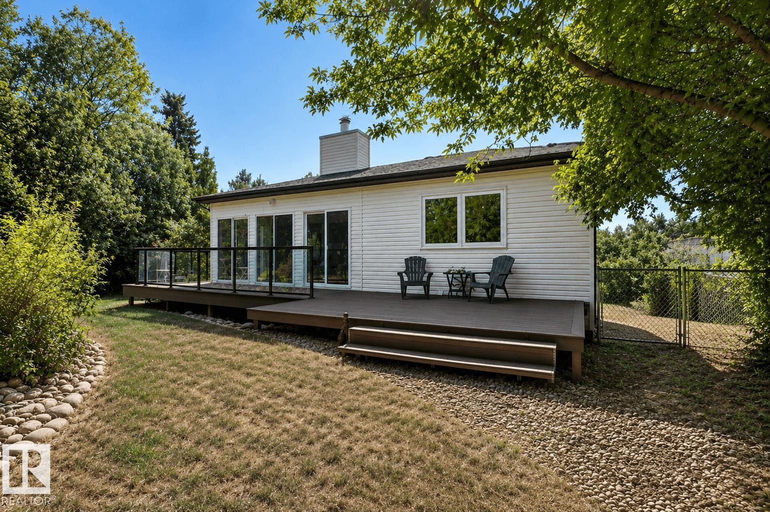 19016 92 AV NW — photo 59