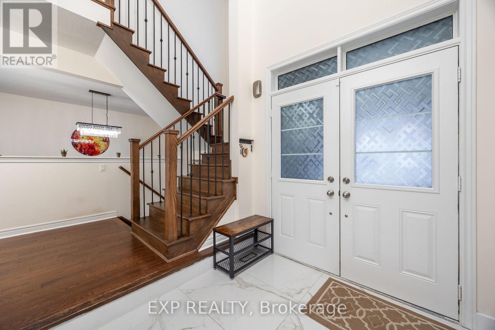 2300 LOZENBY STREET - 9