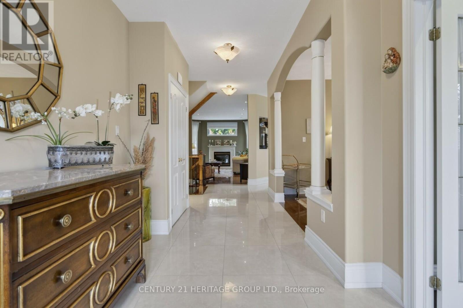 64 GARDINER DRIVE - 5