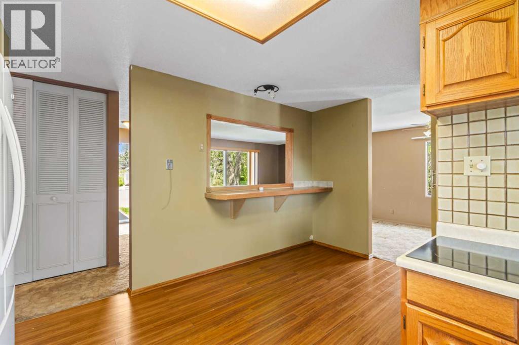 204 Dalgetty Bay NW - 9