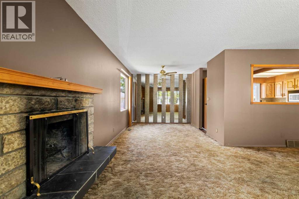 204 Dalgetty Bay NW - 4