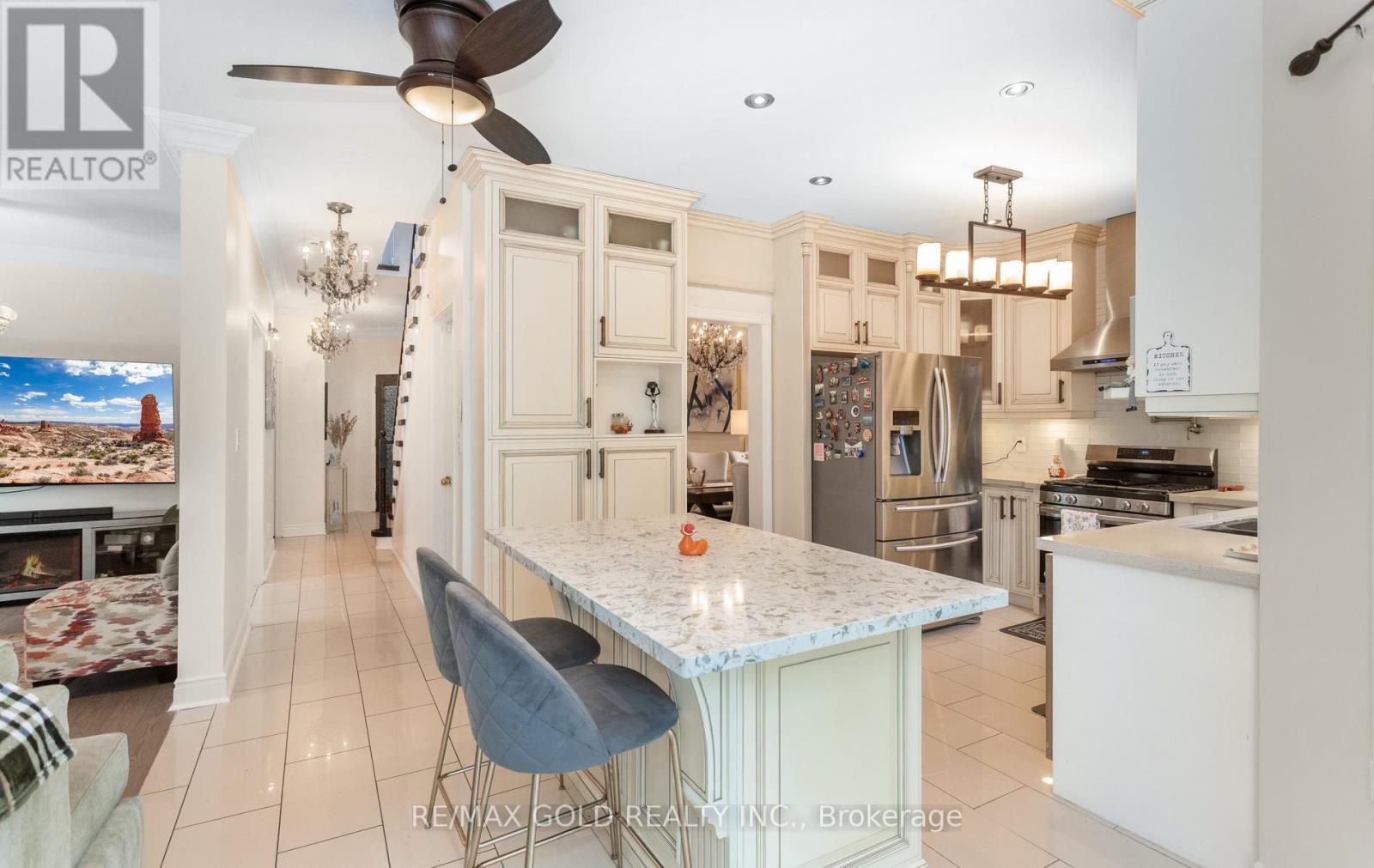 702 TWAIN AVENUE - 16