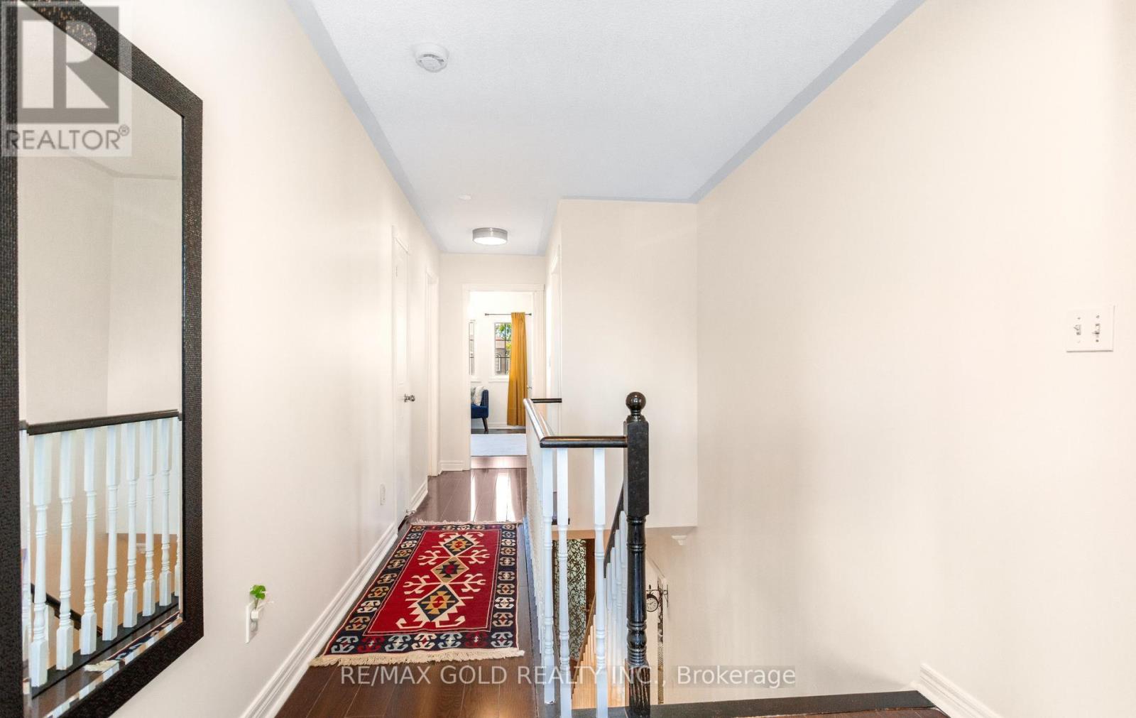 702 TWAIN AVENUE - 24