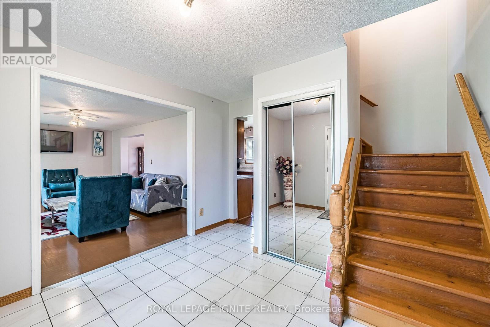 8602 WINSTON CHURCHILL BOULEVARD N - 15
