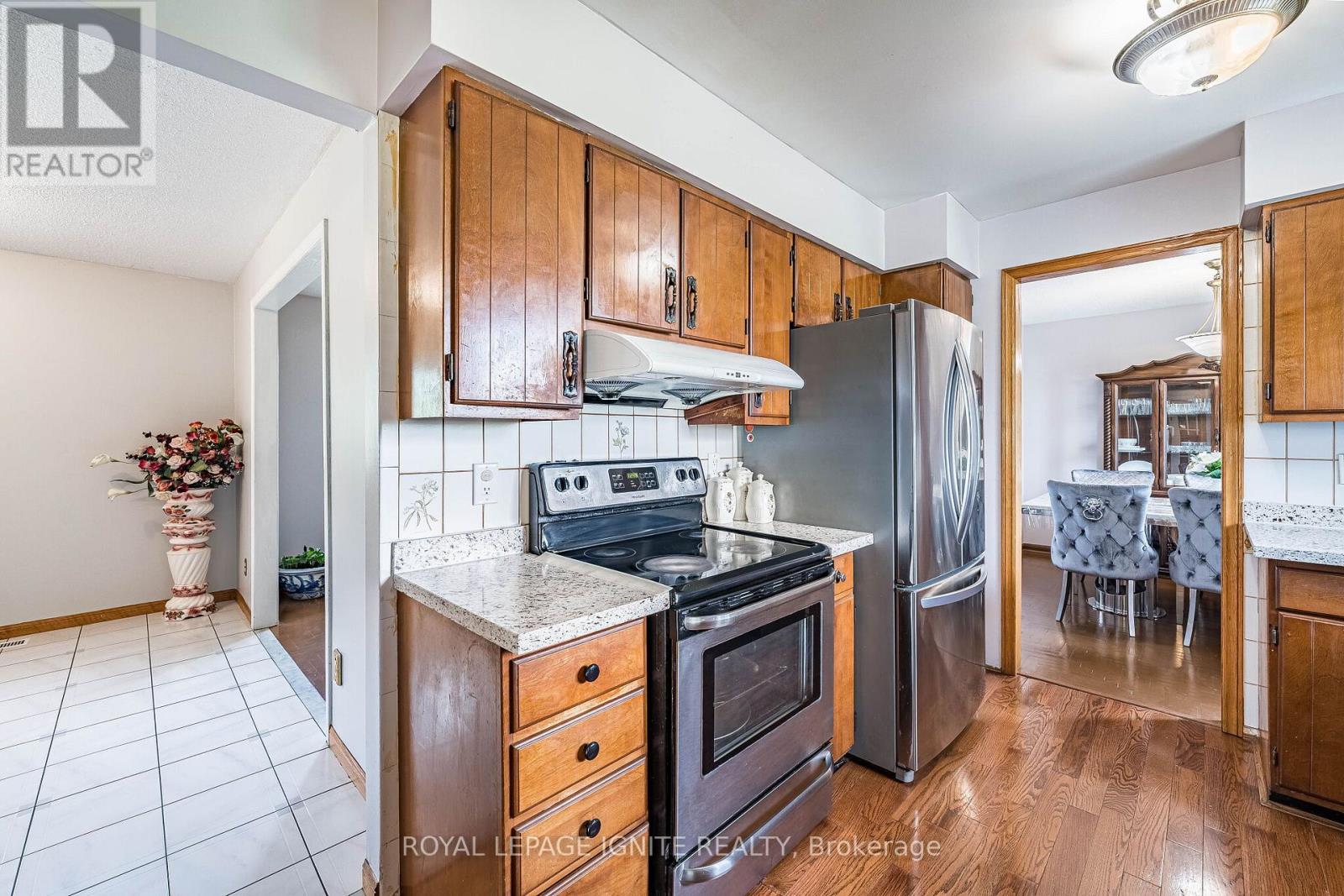 8602 WINSTON CHURCHILL BOULEVARD N - 23
