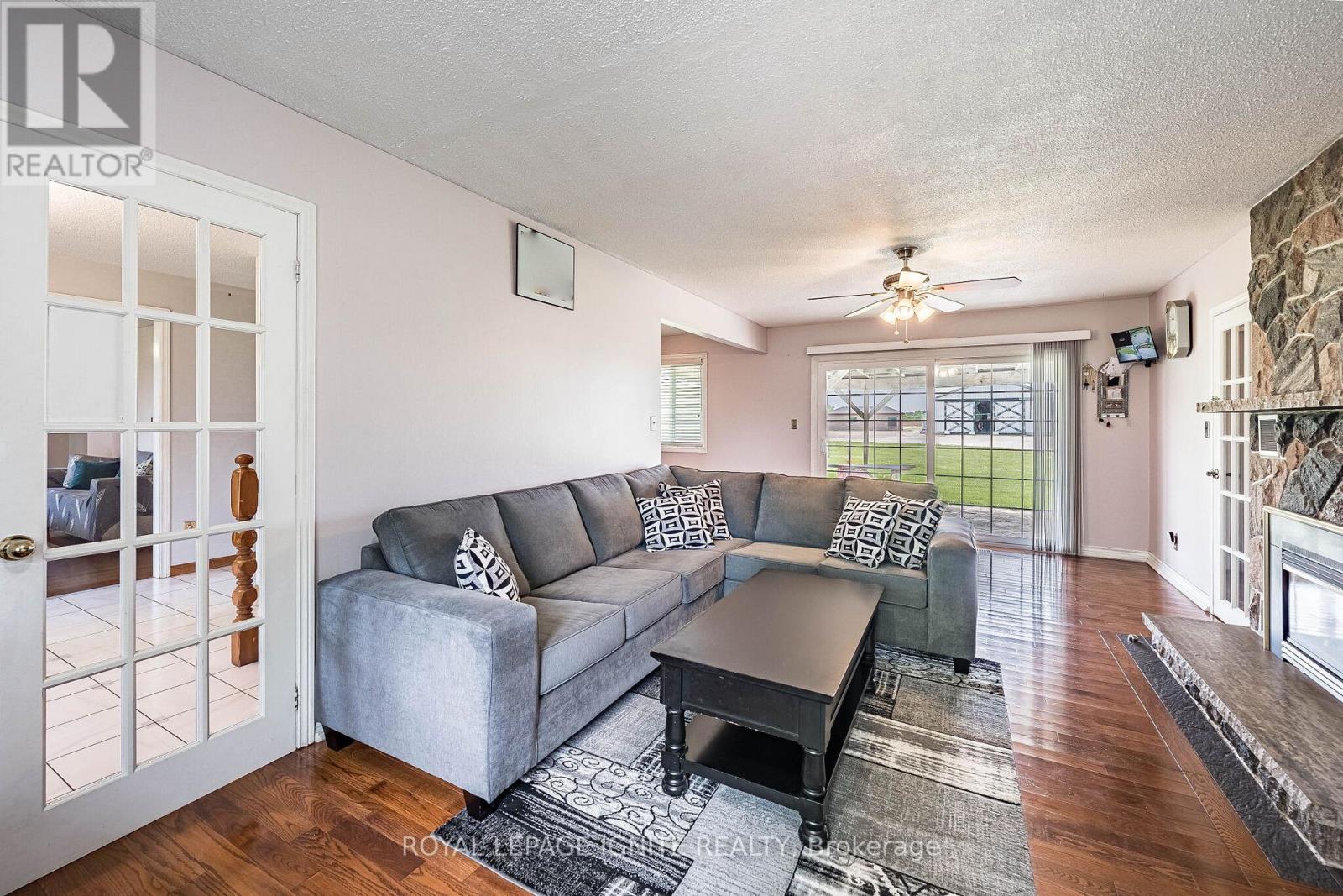8602 WINSTON CHURCHILL BOULEVARD N - 28