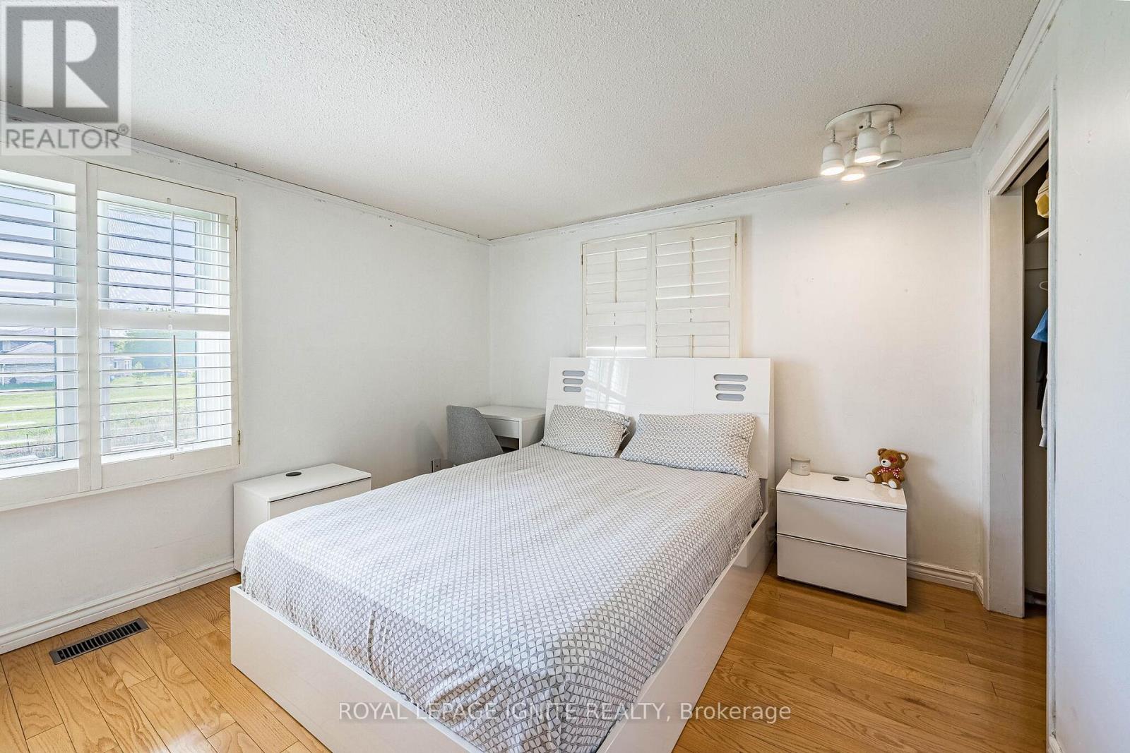 8602 WINSTON CHURCHILL BOULEVARD N - 35