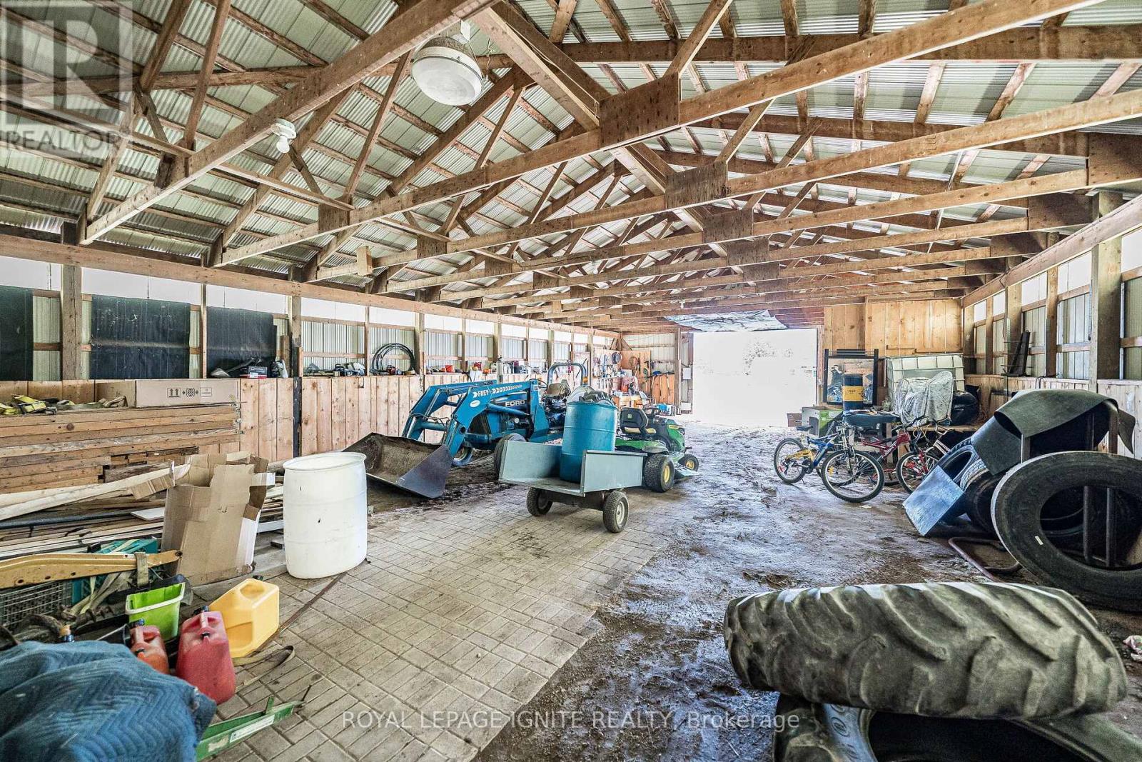 8602 WINSTON CHURCHILL BOULEVARD N - 44