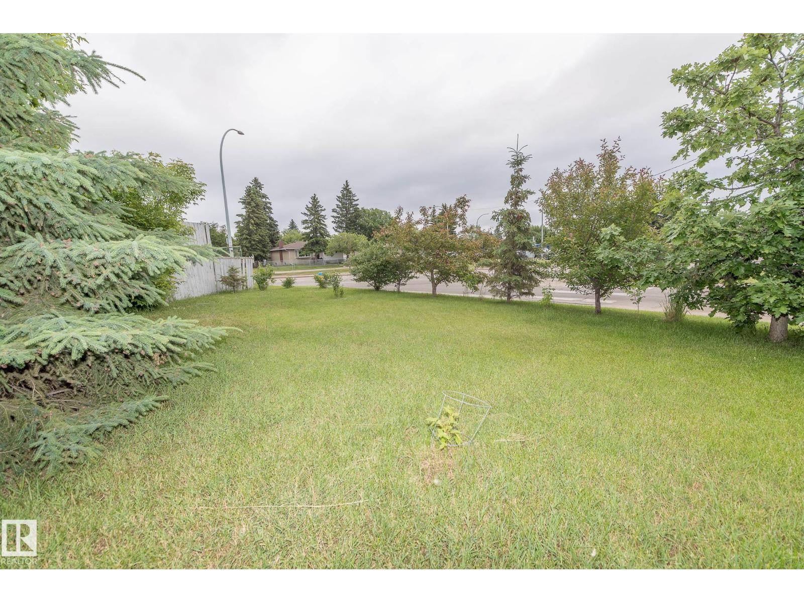 14904 107 AV NW - 39