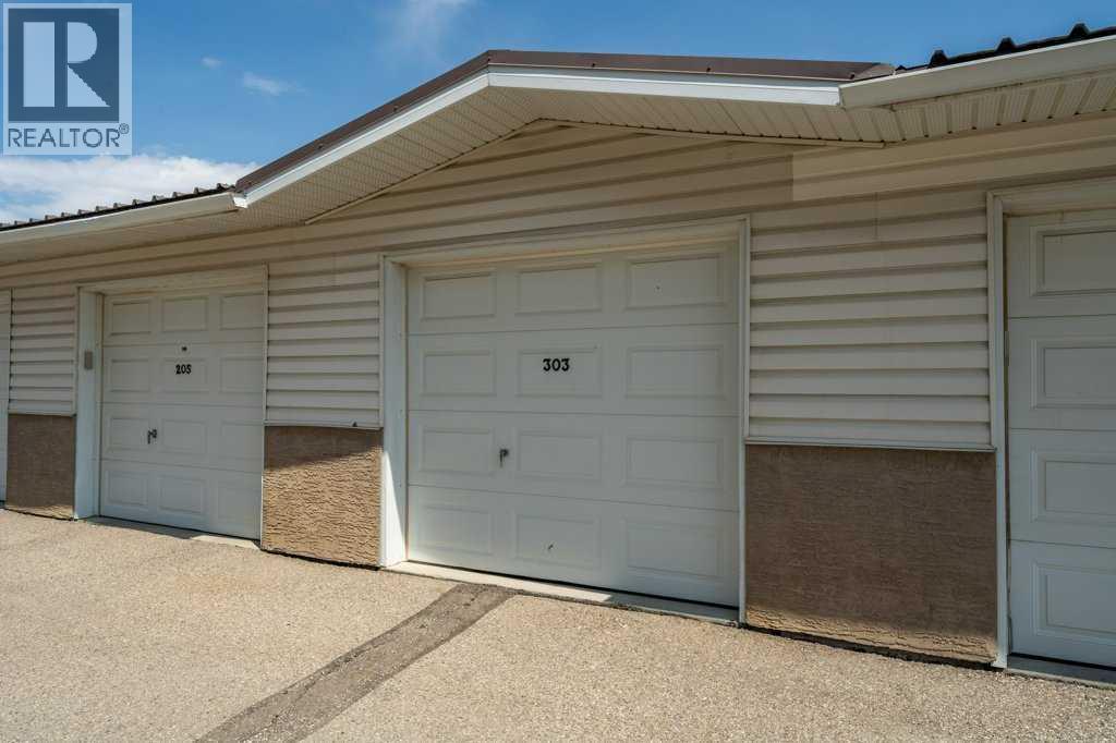 #303 300 Edwards Way NW - 21