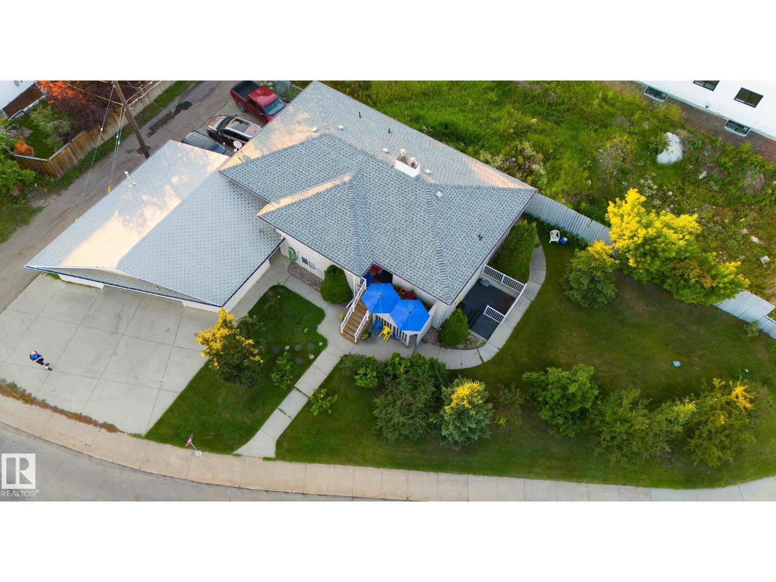 14904 107 AV NW - 62