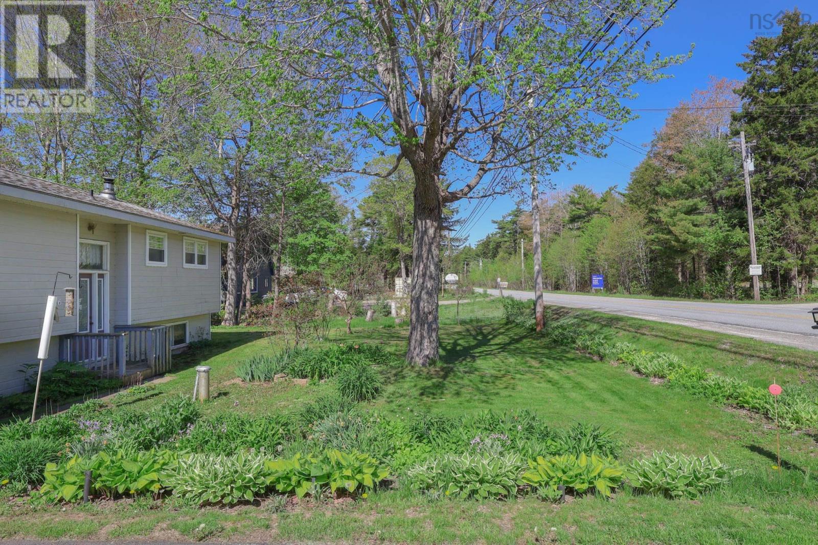3261 Highway 325 - 33