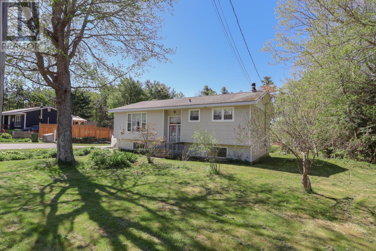 3261 Highway 325 - 32