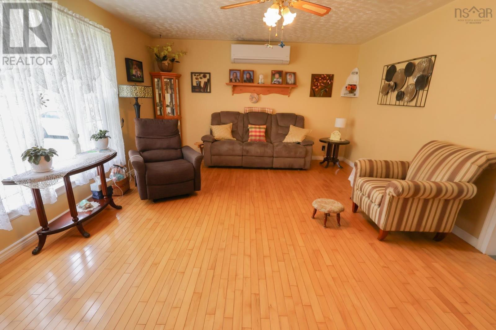 3261 Highway 325 - 16