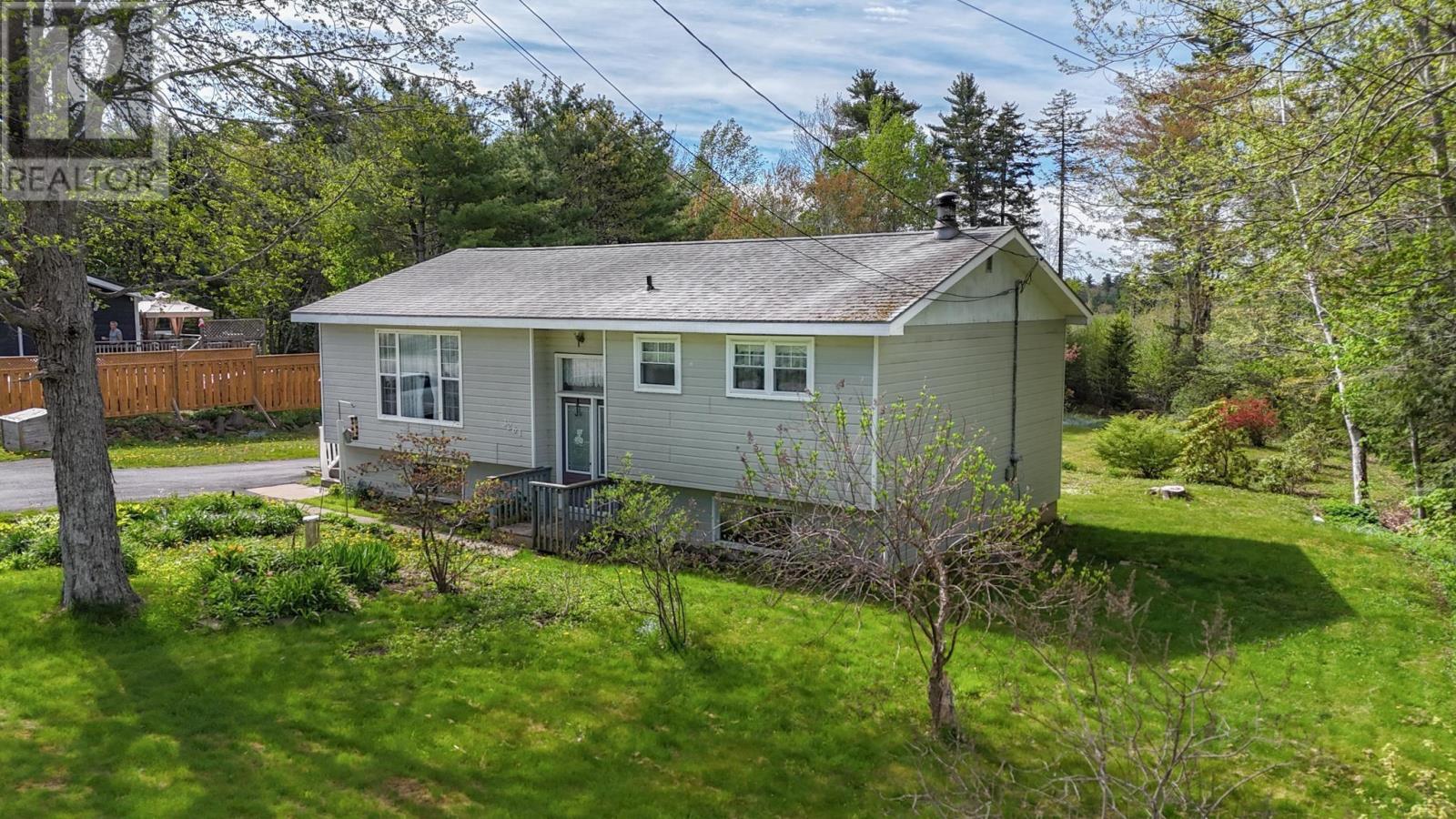 3261 Highway 325 - 28