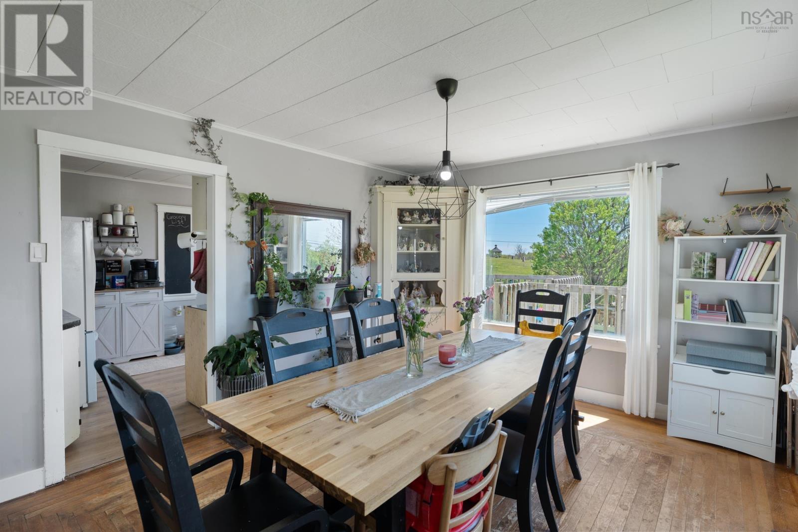 Property 27 of 40 of 1614 Main Shore Road
