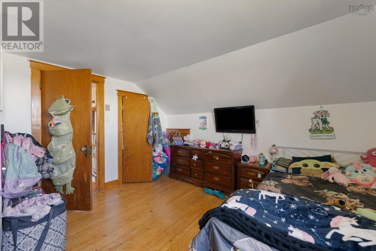 Property 7 of 40 of 1614 Main Shore Road