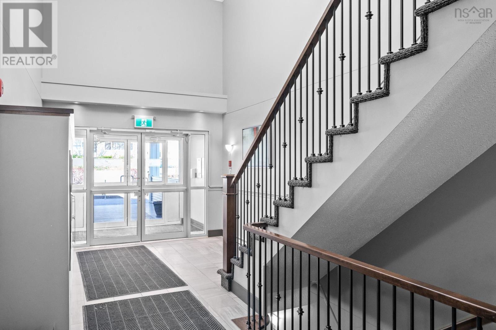 Property 21 of 39 of 131 79 Collins Grove
