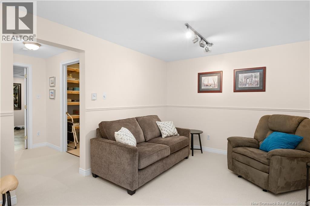 48 Firmin Crescent - 37