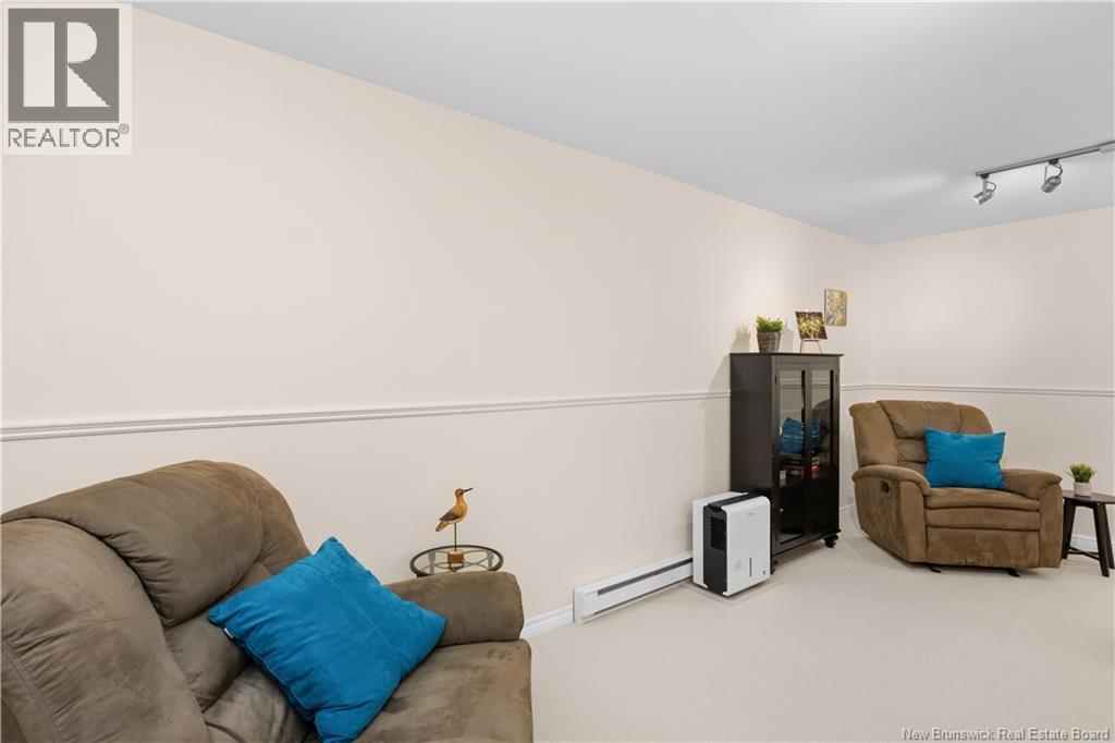 48 Firmin Crescent - 38
