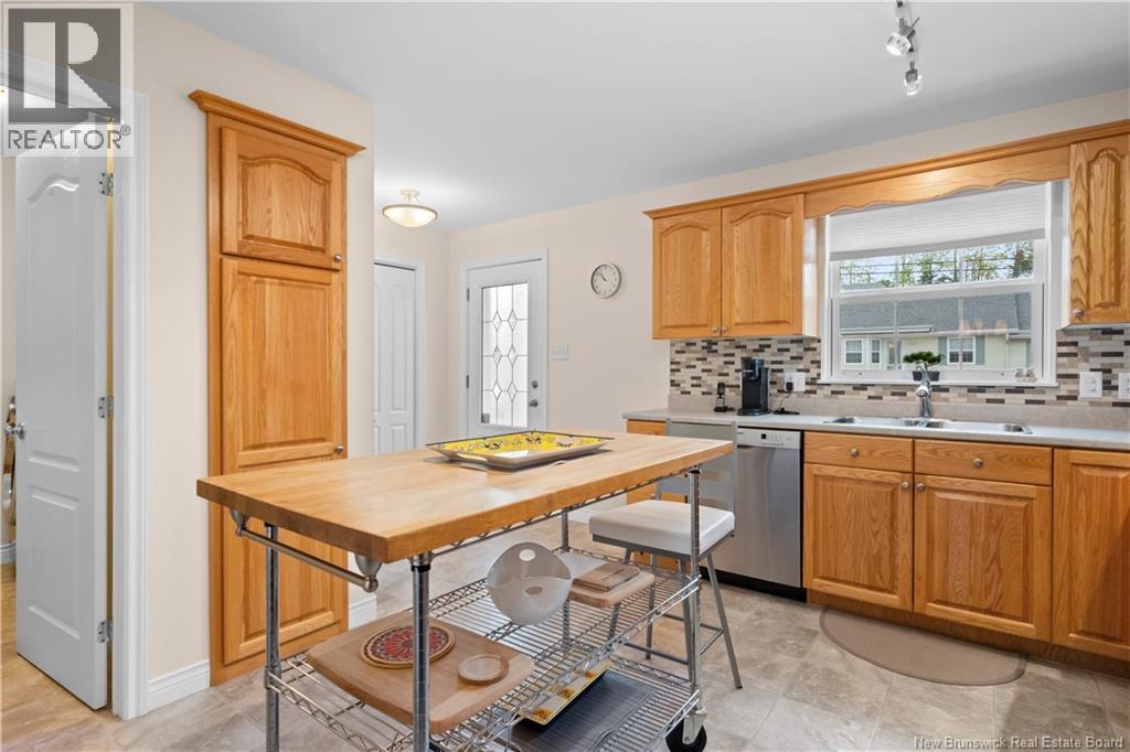 48 Firmin Crescent - 8