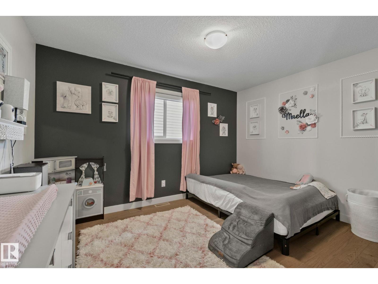 9724 223 ST NW - 17
