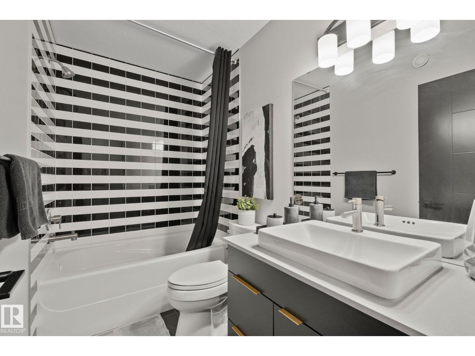 9724 223 ST NW - 19
