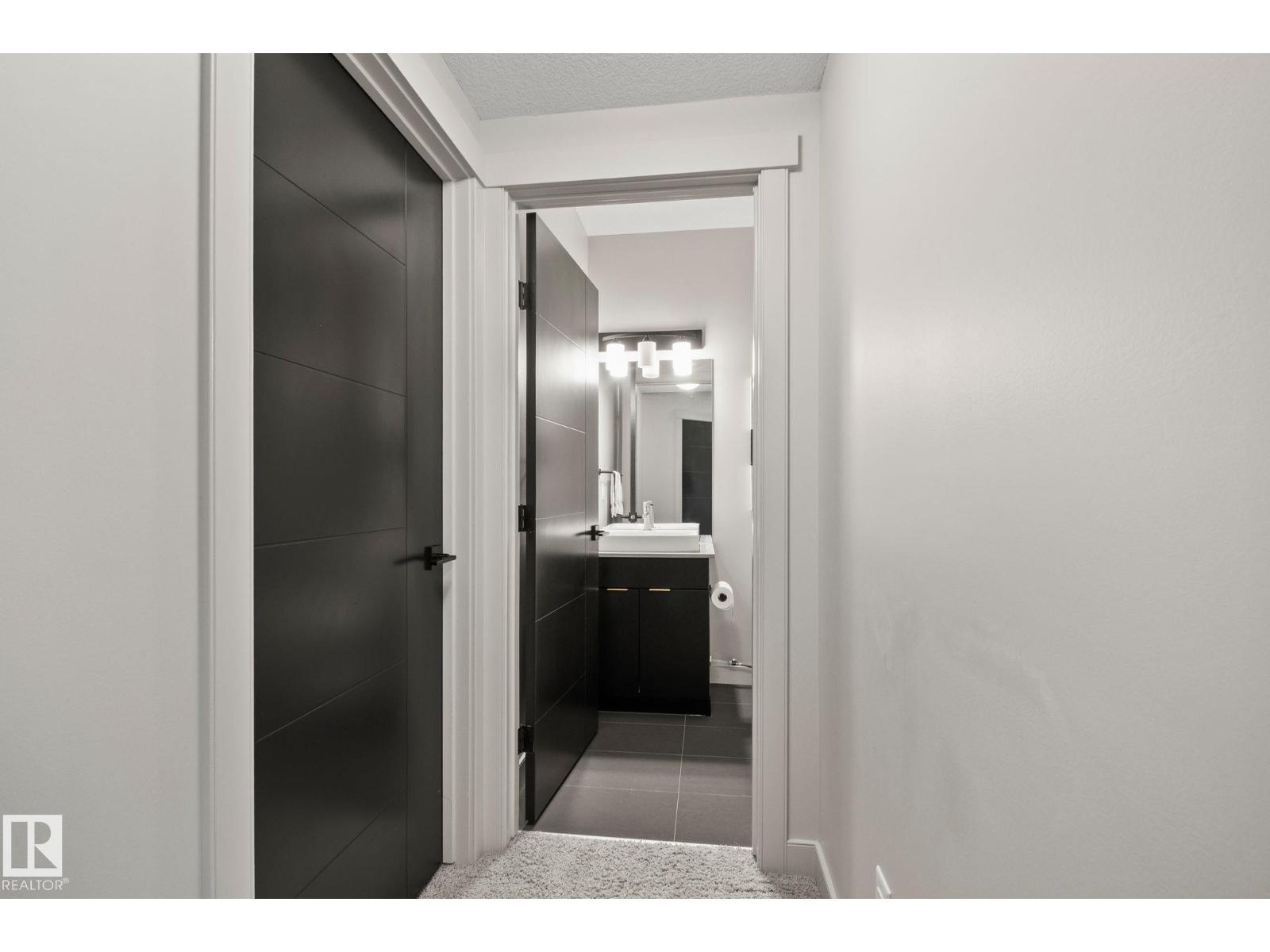 9724 223 ST NW - 31