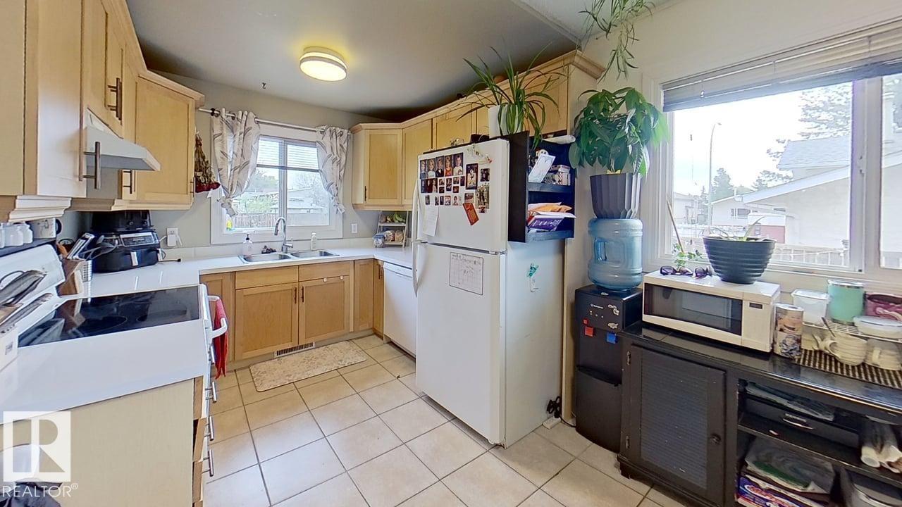 32 GARDEN VALLEY DR - 4