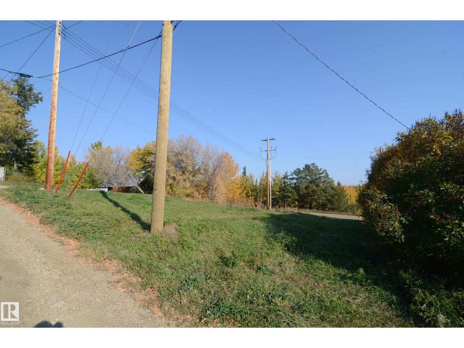 4927 52 AV - photo 5