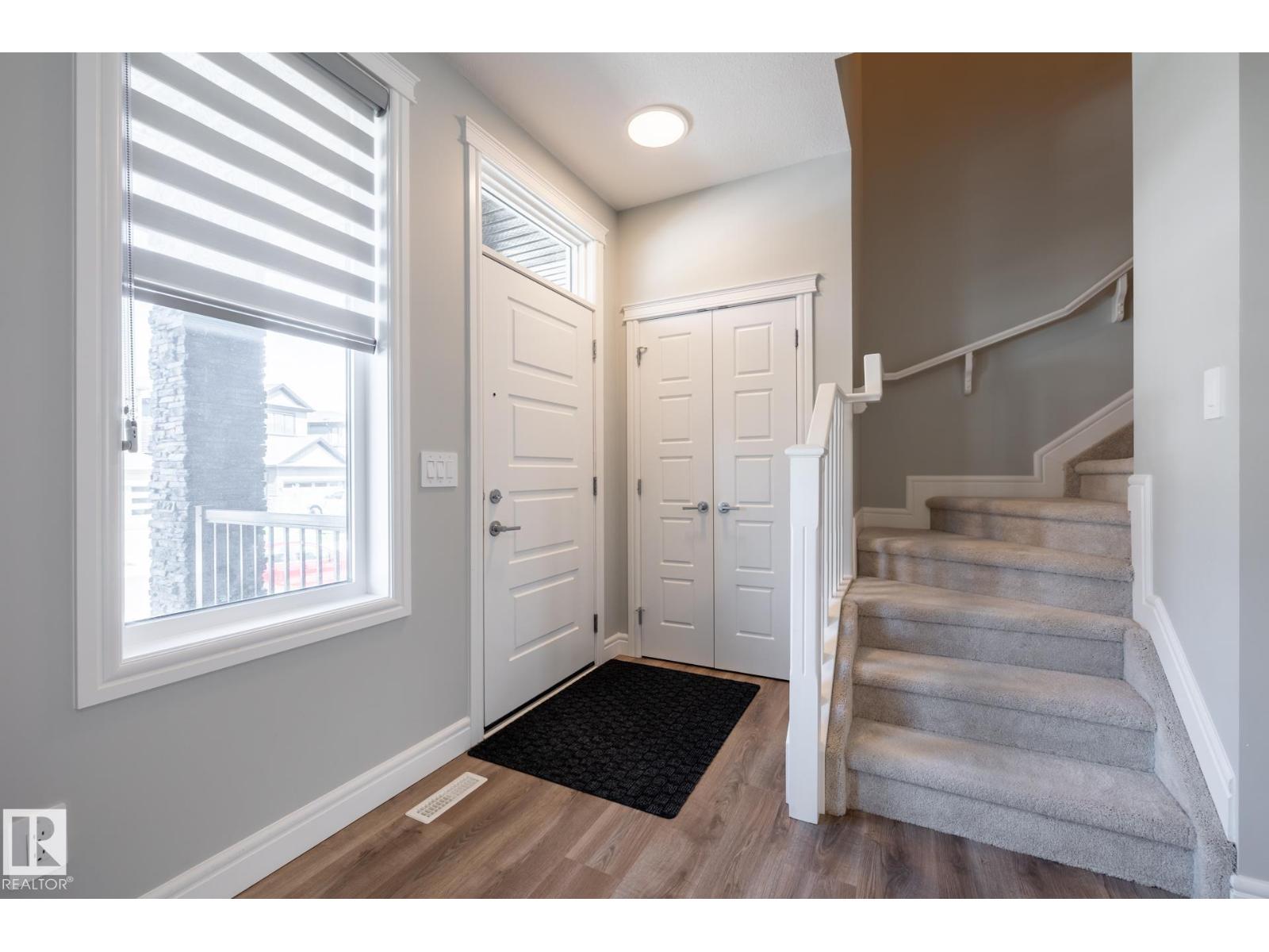 1035 GOLDFINCH WY NW - Image 2
