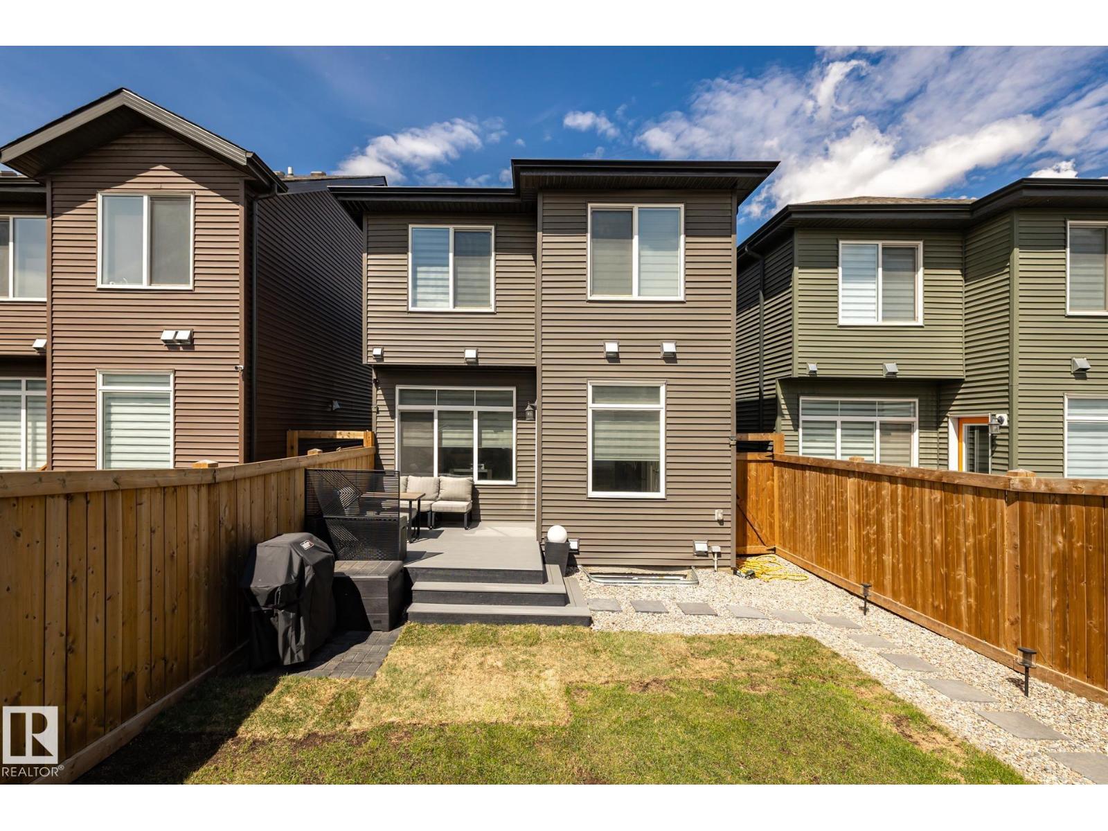 1035 GOLDFINCH WY NW - 43