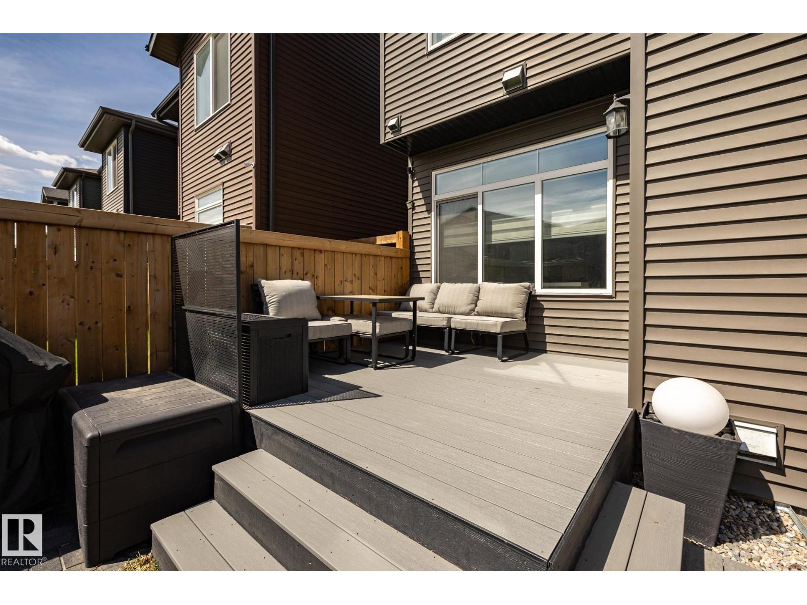 1035 GOLDFINCH WY NW - 45