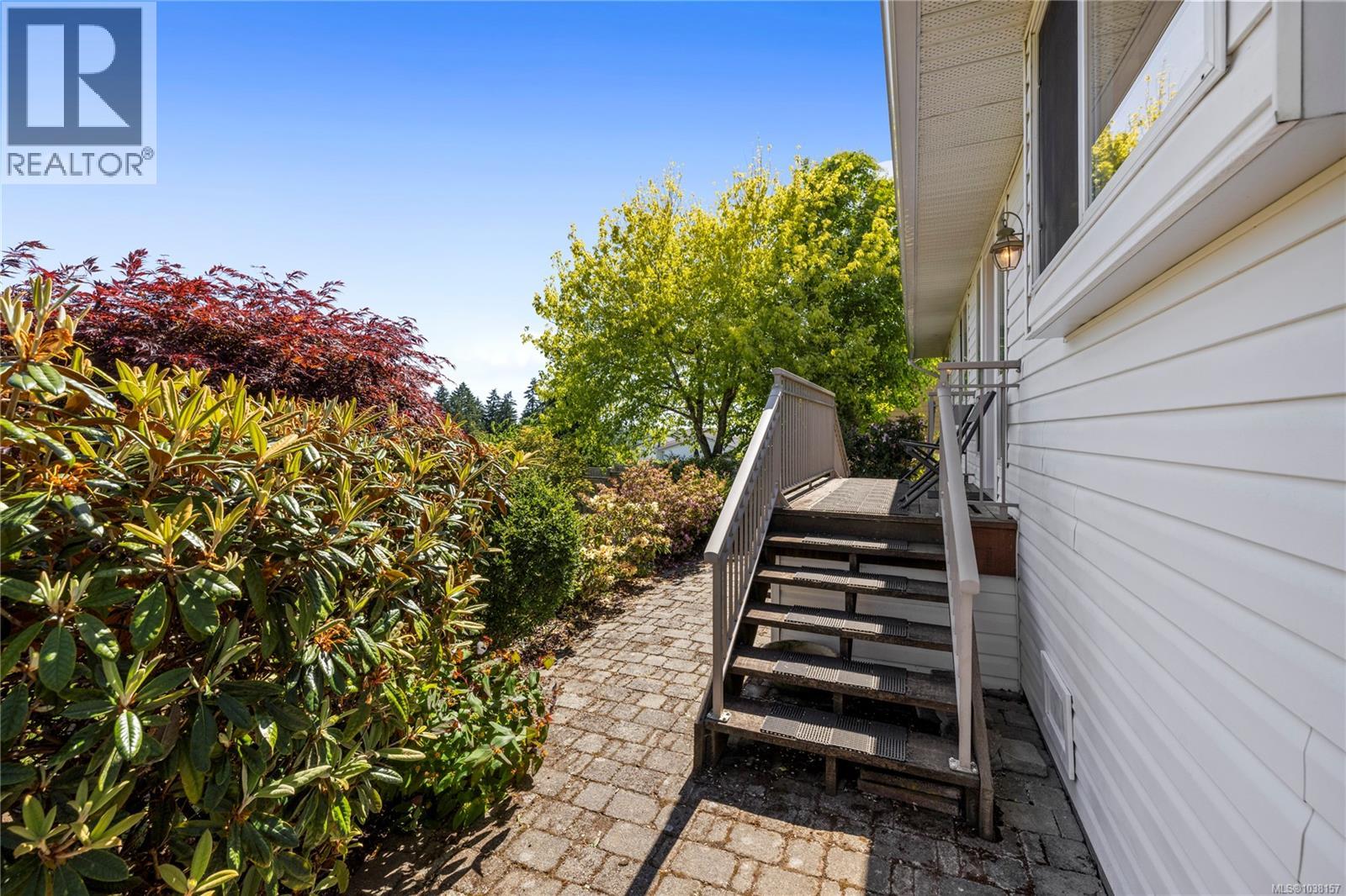 2184 Michigan Way - 60