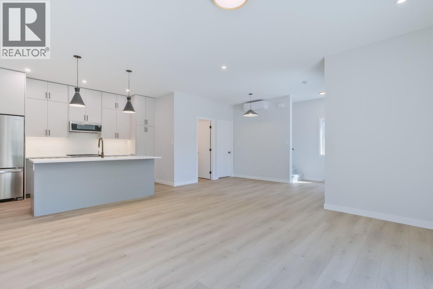 101 179 KIRKPATRICK Avenue, Penticton