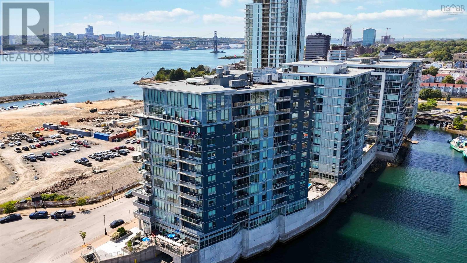 #701 67 Kings Wharf Place - 32