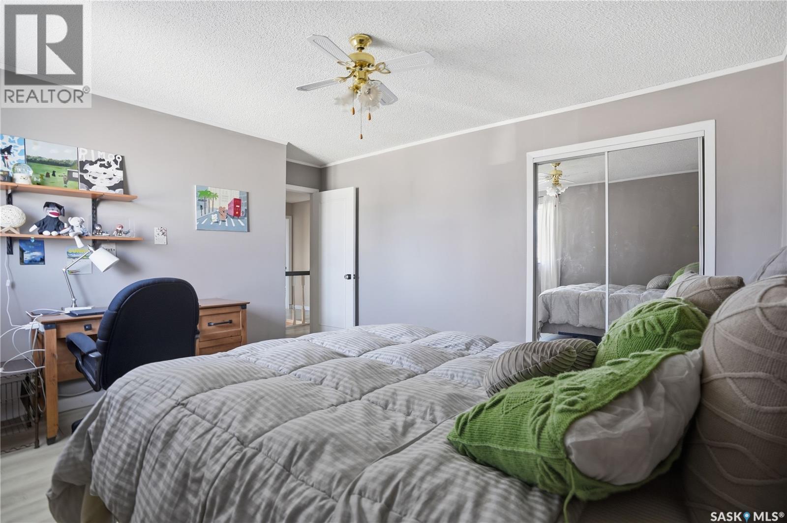 54 Schwann PLACE - 34