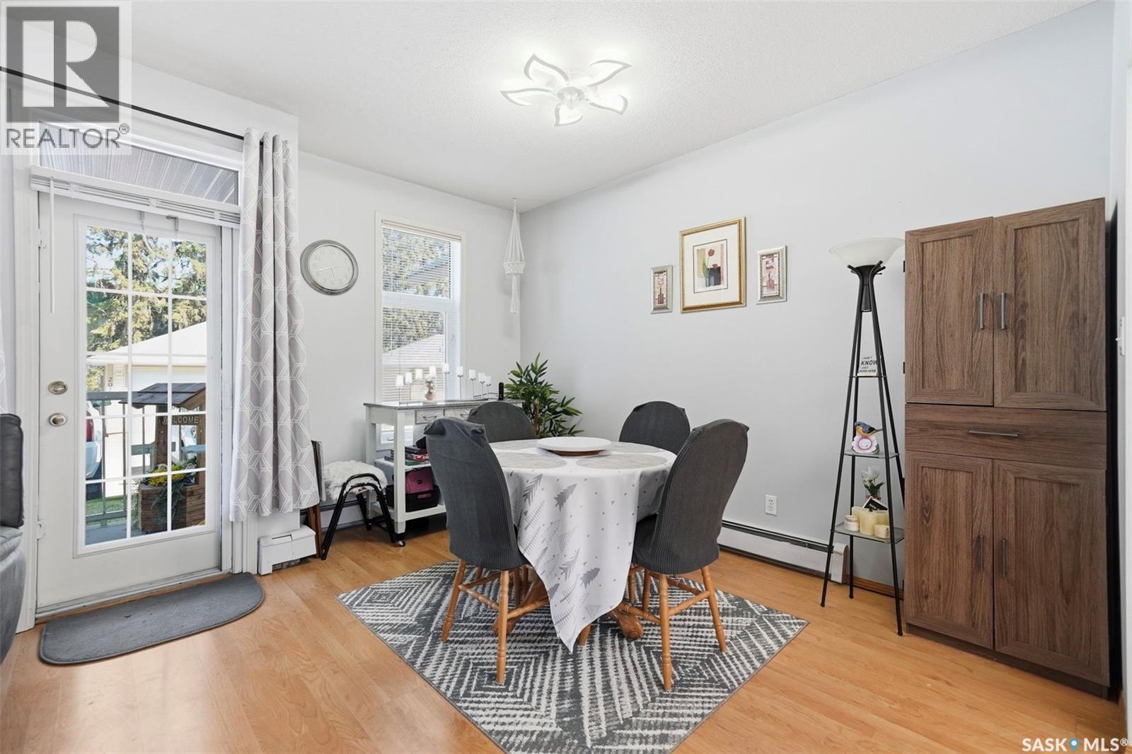 #105 301 34th STREET W - 8