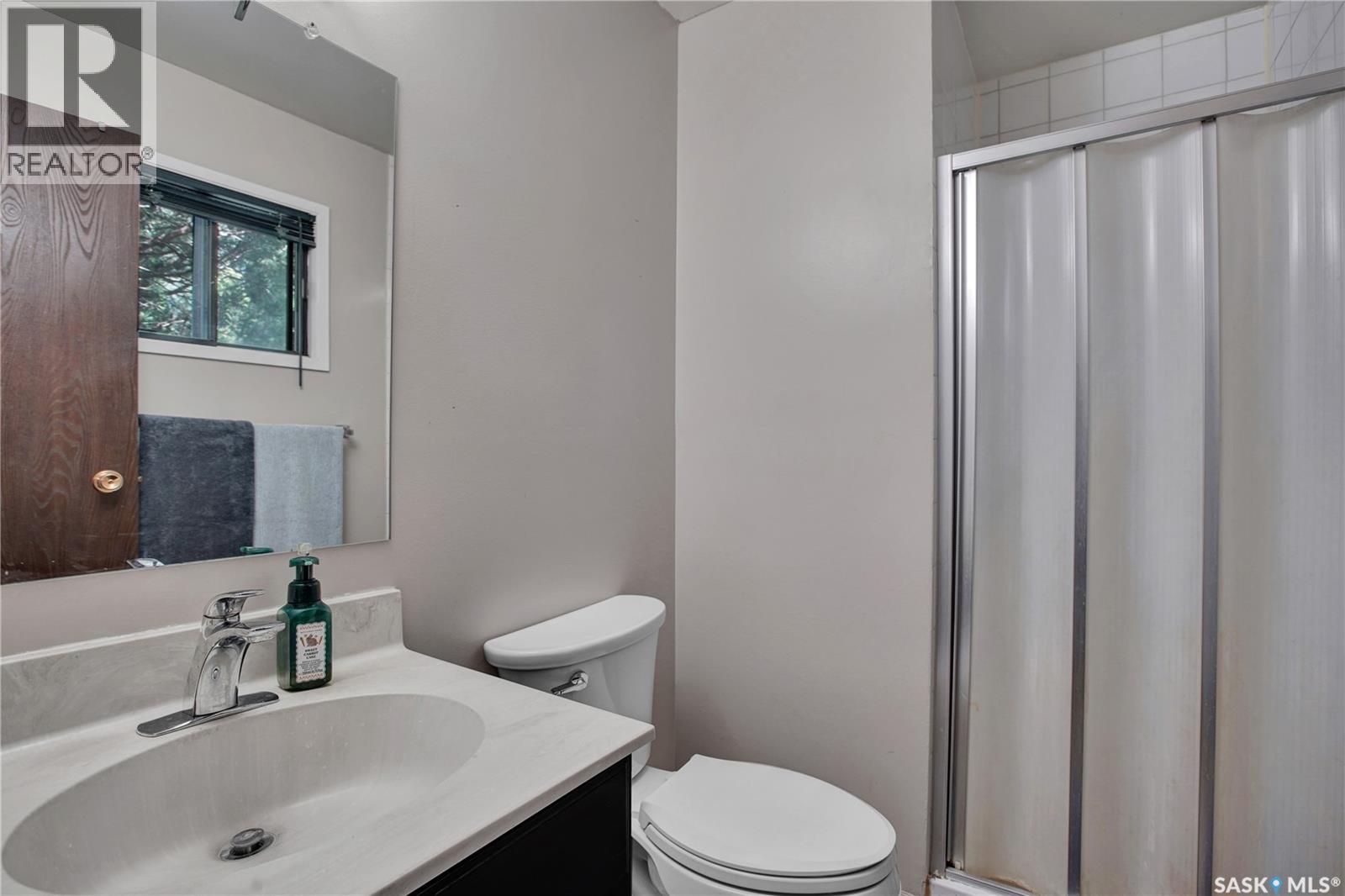 3831 Taylor STREET E - 21