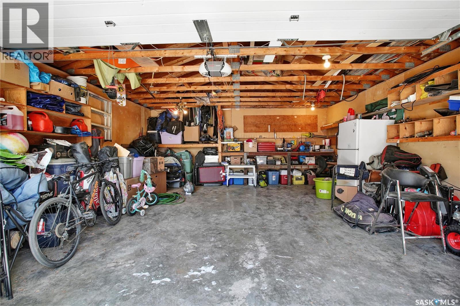 3831 Taylor STREET E - 27