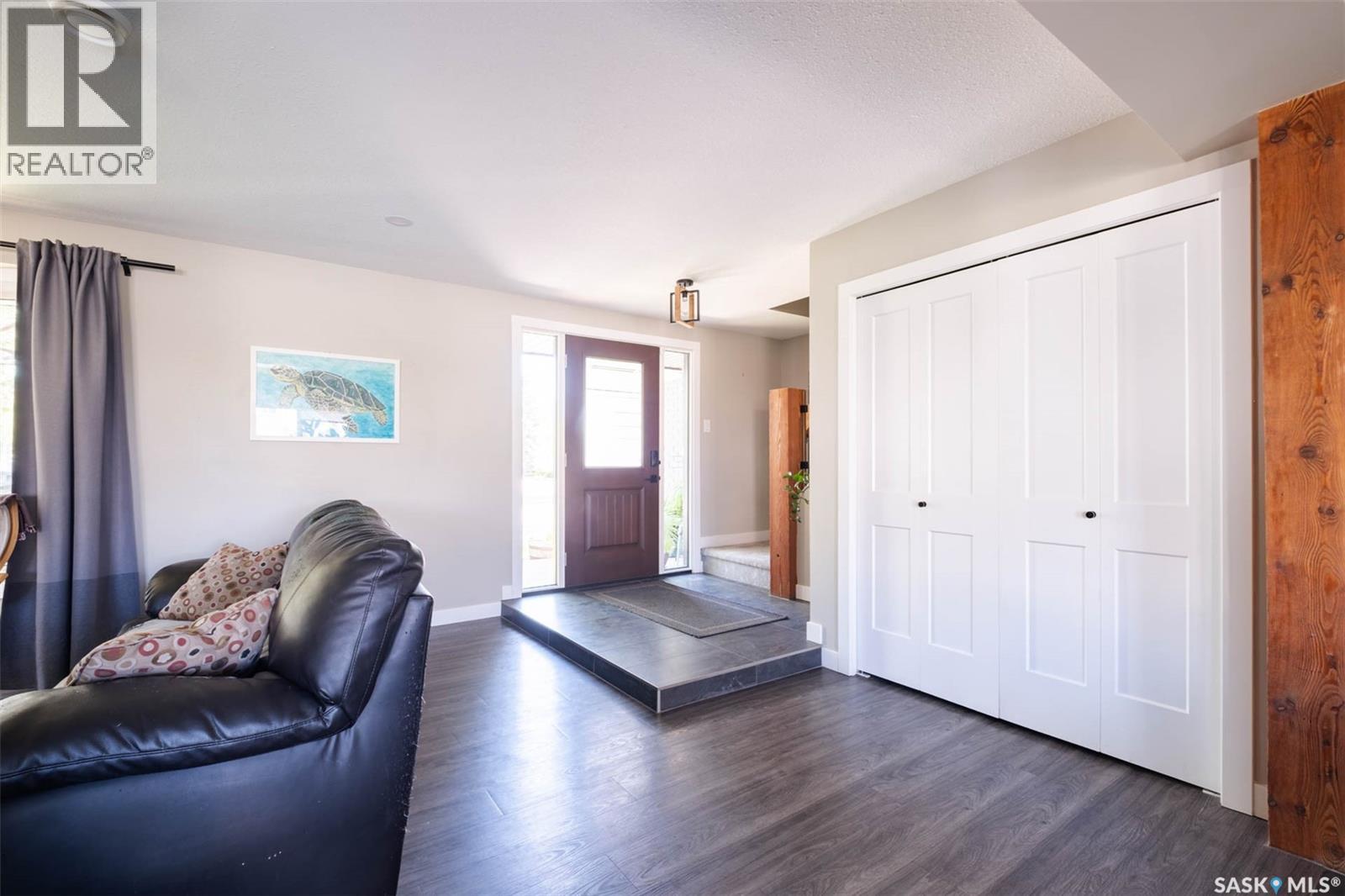 324 Lockwood ROAD - Image 2
