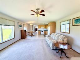 360 Cleavely Street, Minitonas, MB R0L1G0 Photo 10