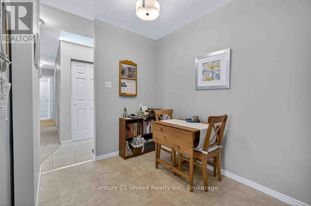 #303 2181 WALKER AVENUE - 10