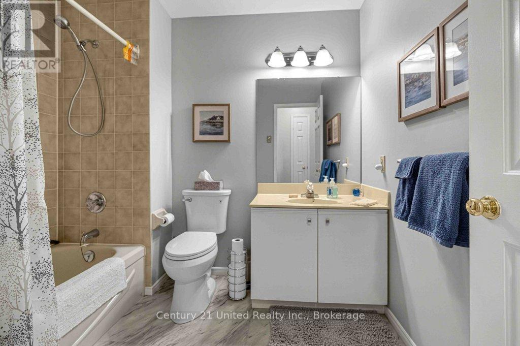 #303 2181 WALKER AVENUE - 21