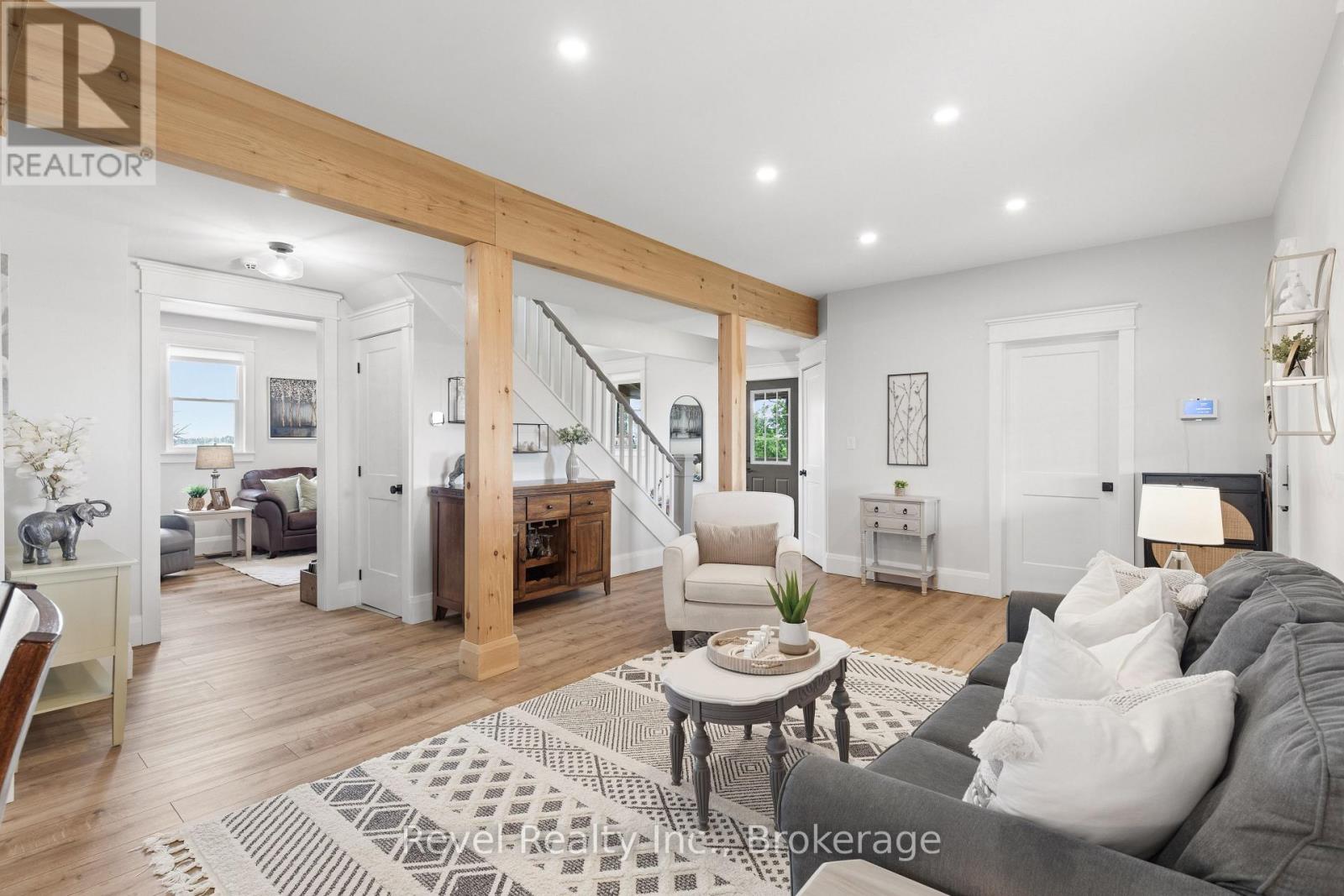 454 COLBORNE STREET W - 10